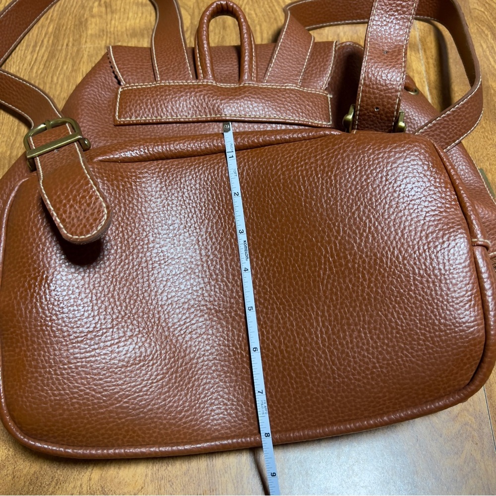 Guess Vintage Brown Leather Drawstring dual Pocket magnetic Closure Backpack Bag - Picture 14 of 15